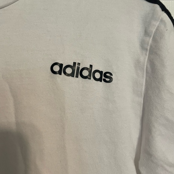 Adidas tshirt - Picture 4 of 8